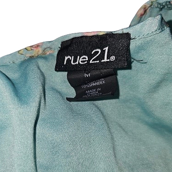 Vintage Rue 21 lace peplum sleeveless top size M - Picture 7 of 7